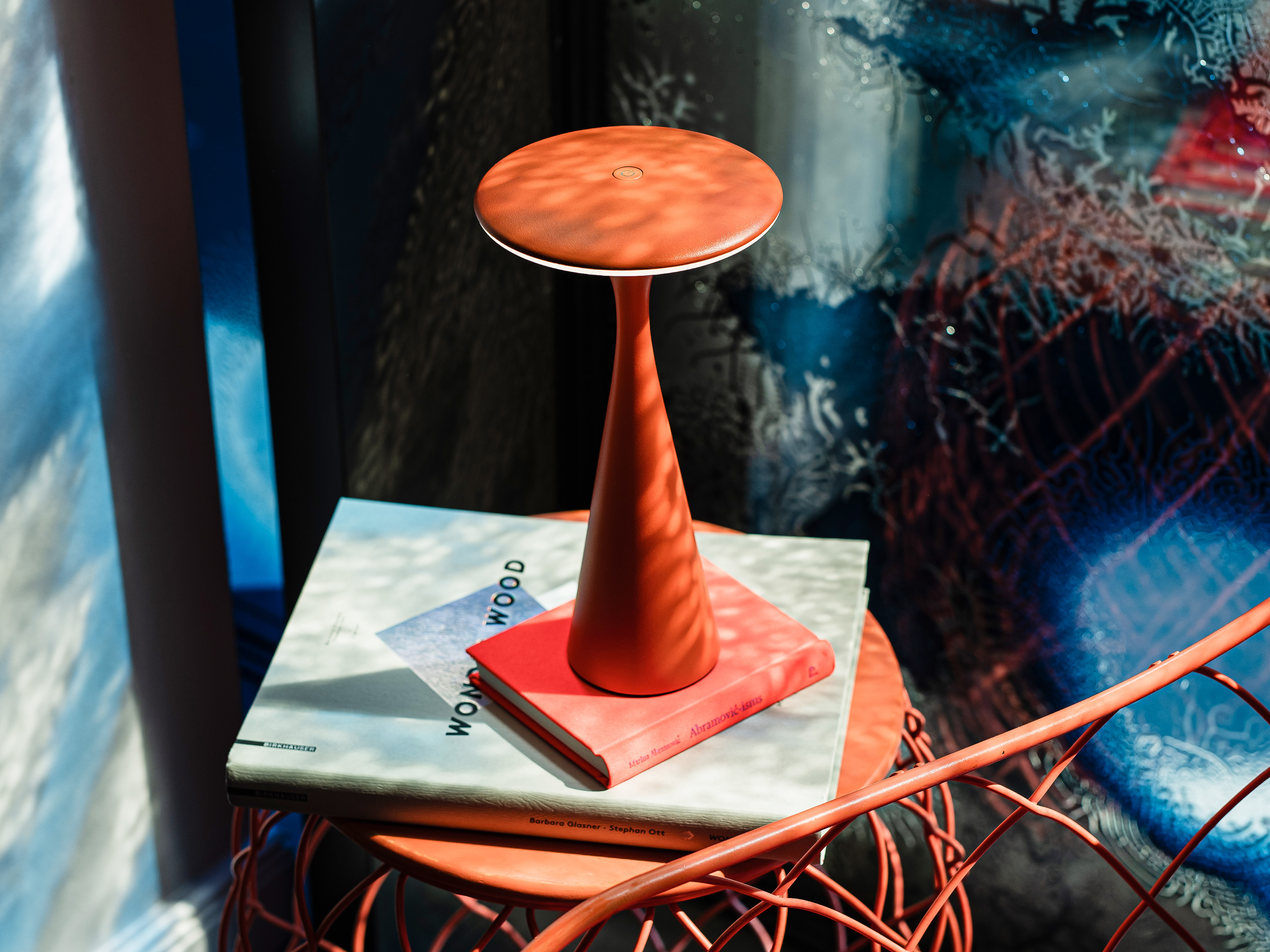 Ufo_Lamp-1qN6LoLbMQdoml.jpg