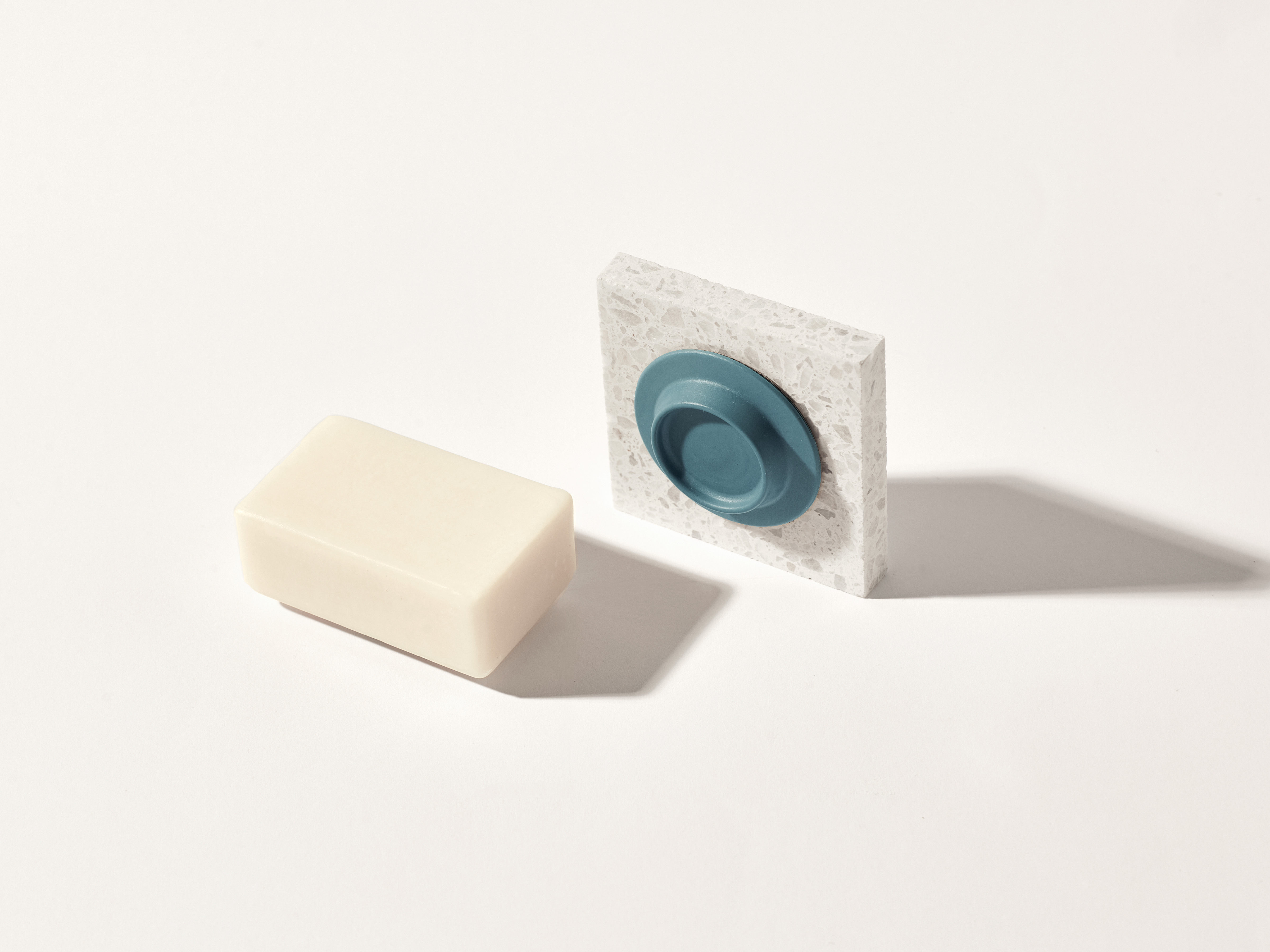 Soapi / Petrol | Soapi | Magnetic soap holder | Products