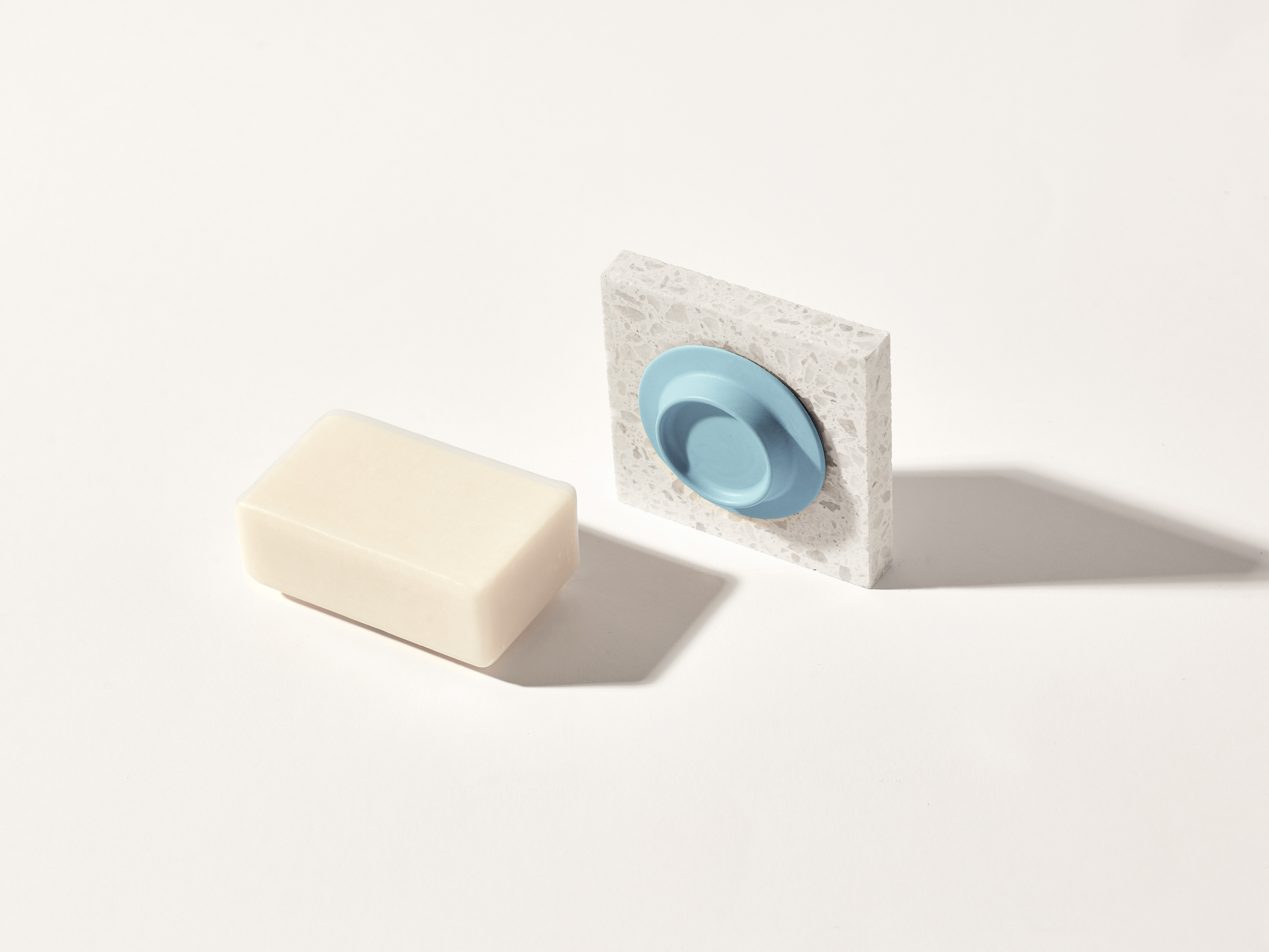 Soapi / Light Blue | Soapi | Magnetic soap holder | Products